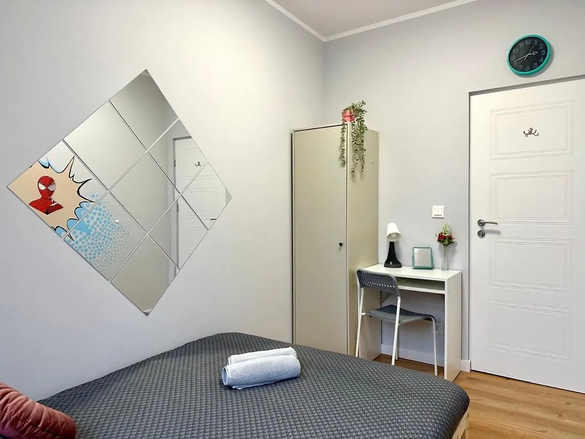 Mmrent Spidey Room Gdańsk